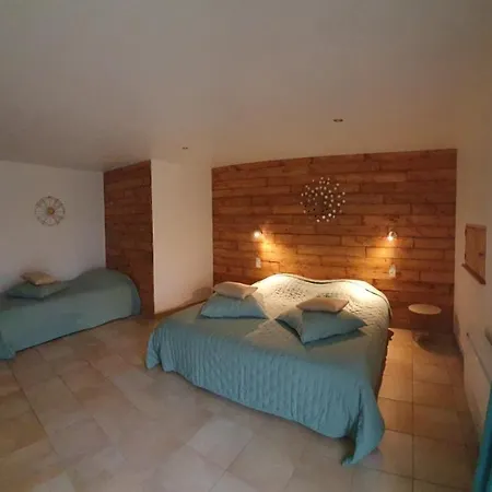 Auverg'nature Combrailles 3* Espinasse